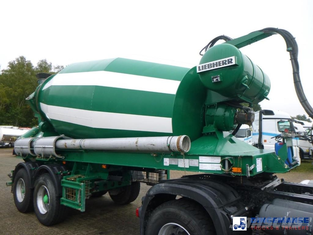 Mercedes-Benz Arocs 1943 4x4 Euro 6 + Liebherr mixer trailer 10 Camiões de betão