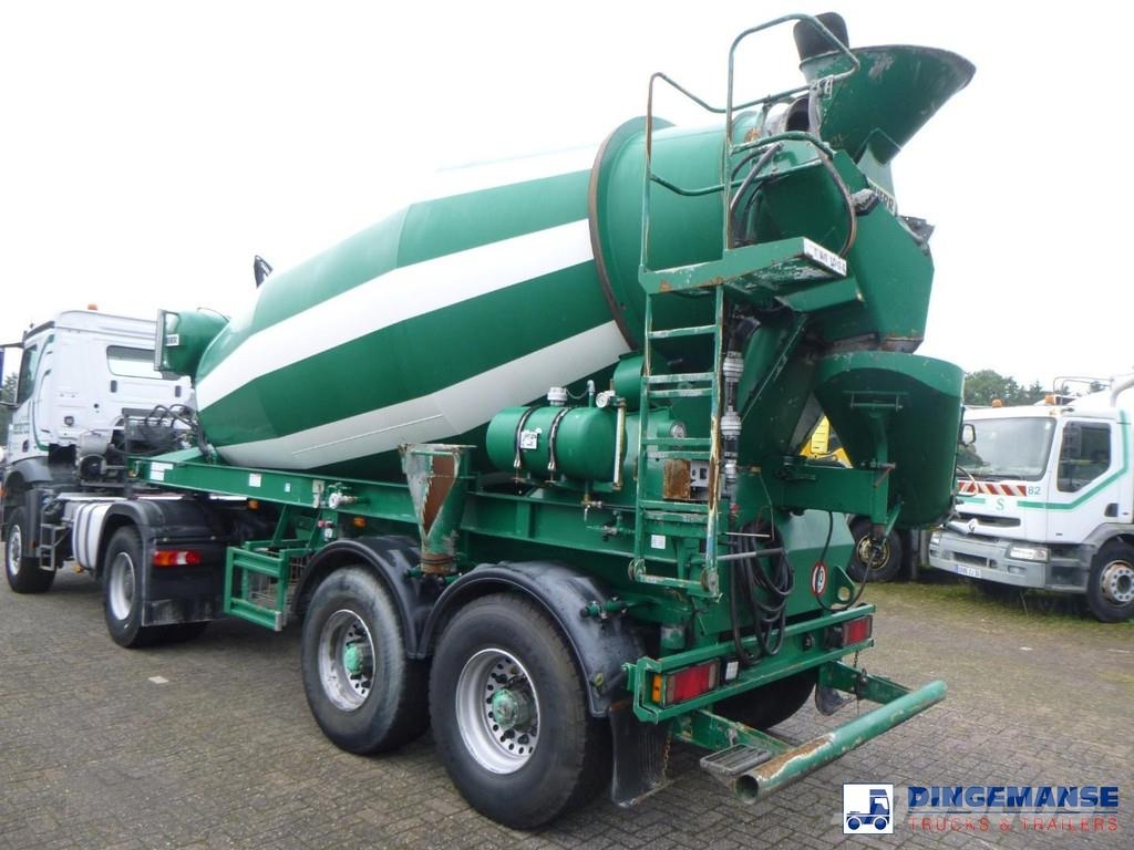Mercedes-Benz Arocs 1943 4x4 Euro 6 + Liebherr mixer trailer 10 Camiões de betão