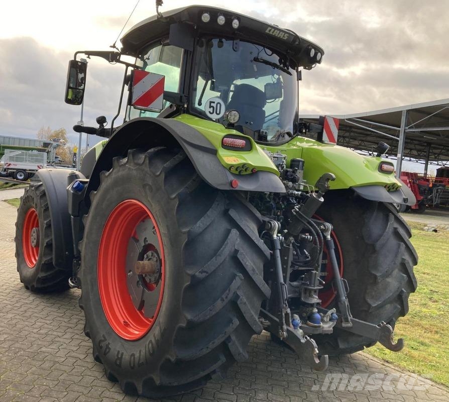 CLAAS Axion 870 CMATIC 트랙터