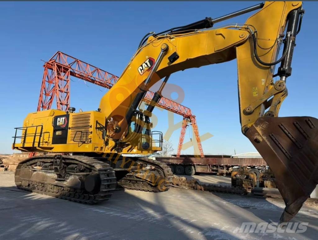 CAT 6015 Гусеничні екскаватори