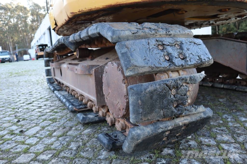Komatsu PC138US-8 Bageri guseničari
