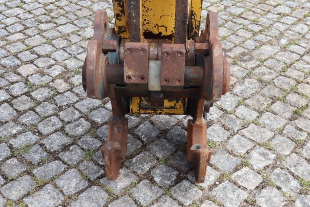 Komatsu PC138US-8 Bageri guseničari