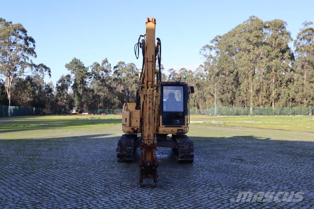 Komatsu PC138US-8 Bageri guseničari