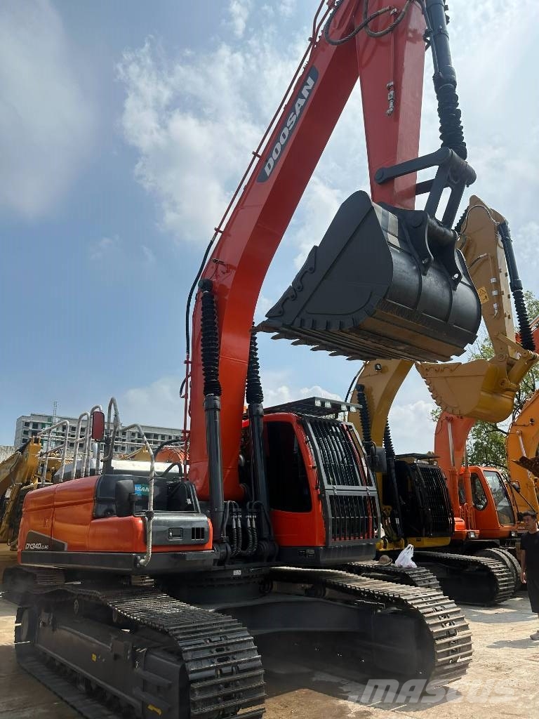 Doosan DX340LC Гусеничні екскаватори