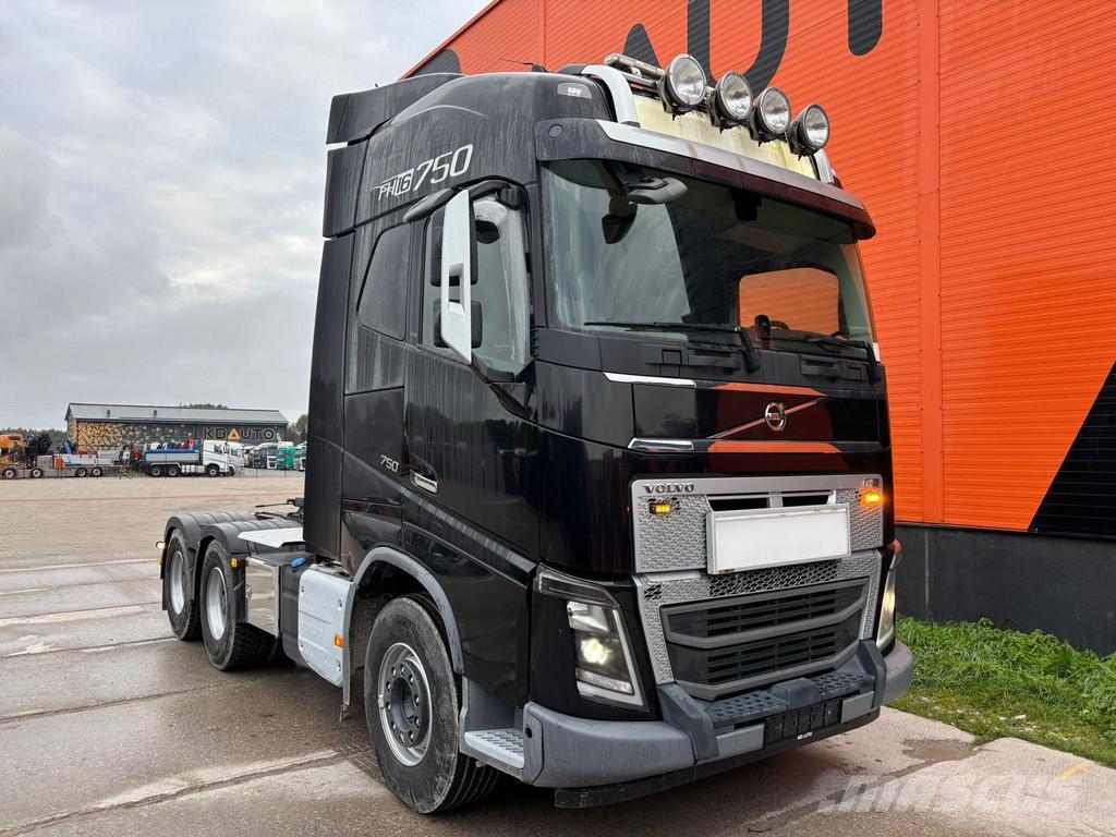 Volvo FH 16 750 6x4 GCW 90 ton / RETARDER Vetopöytäautot