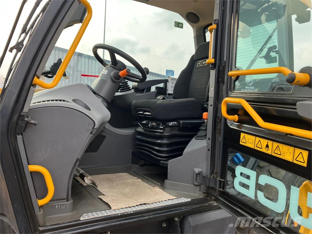 JCB 542-70 Agri Super مناولات متداخلة