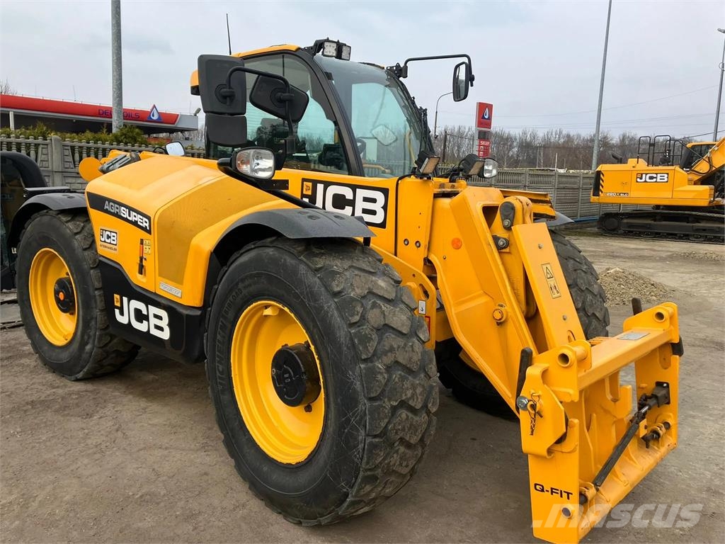 JCB 542-70 Agri Super مناولات متداخلة
