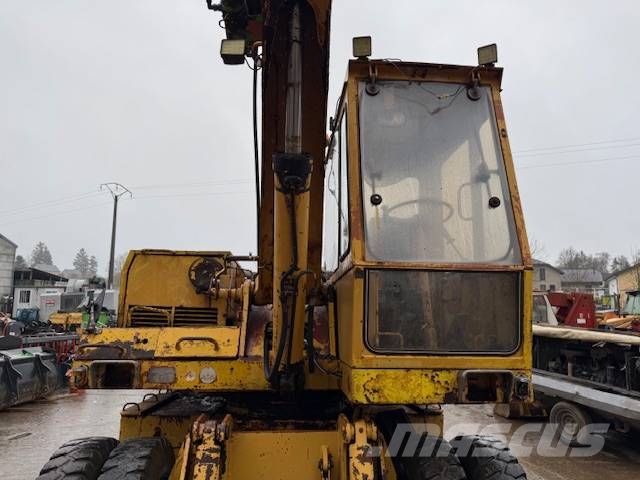 Liebherr A 901 轮式挖掘机