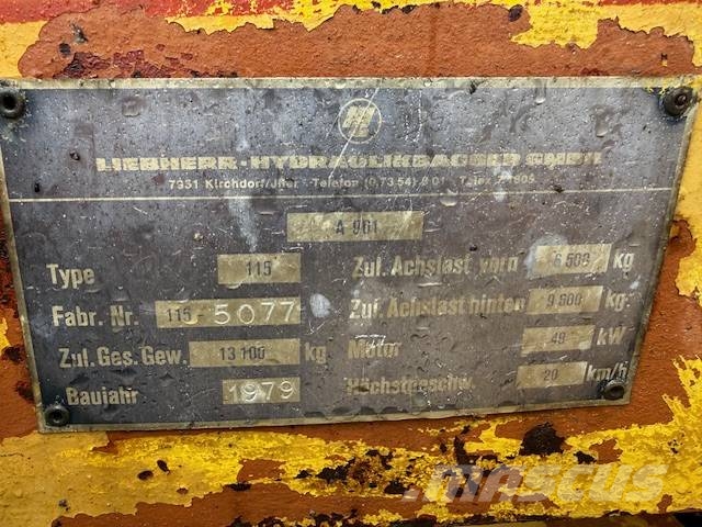Liebherr A 901 轮式挖掘机