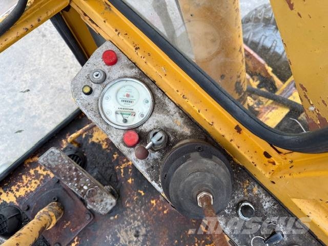 Liebherr A 901 轮式挖掘机