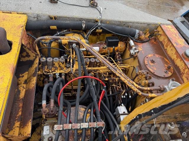 Liebherr A 901 轮式挖掘机