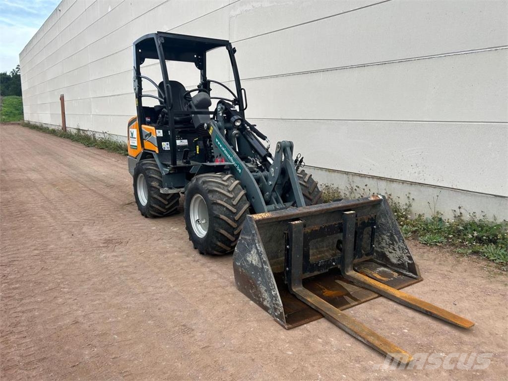 GiANT G2700 Xtra HD (9748) Rataslaadurid