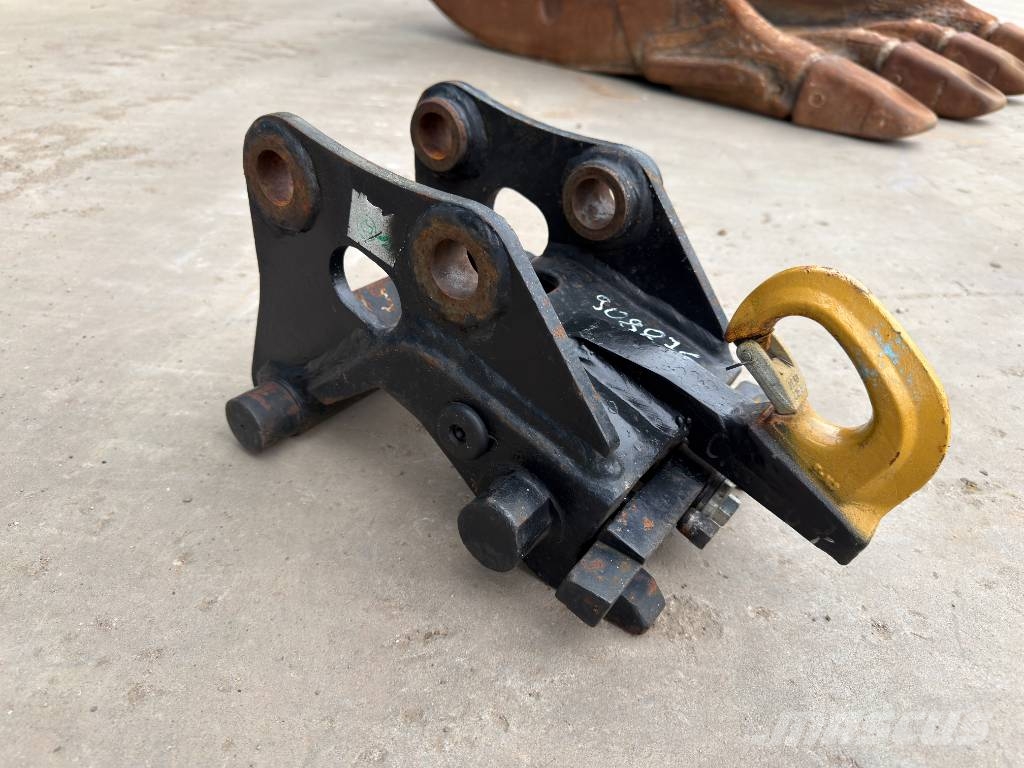 Verachtert CW05 - Caterpillar 301 Snelkoppelingen