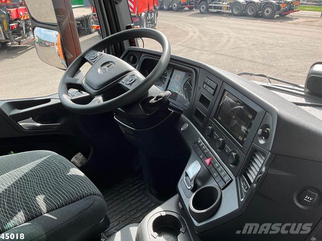 Mercedes-Benz Actros 2543 HMF 23 Tonmeter laadkraan Камиони с кран с кука