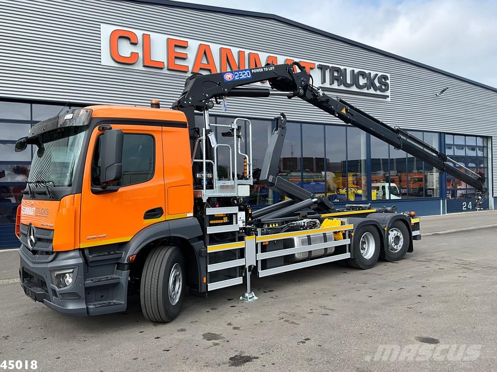 Mercedes-Benz Actros 2543 HMF 23 Tonmeter laadkraan Камиони с кран с кука