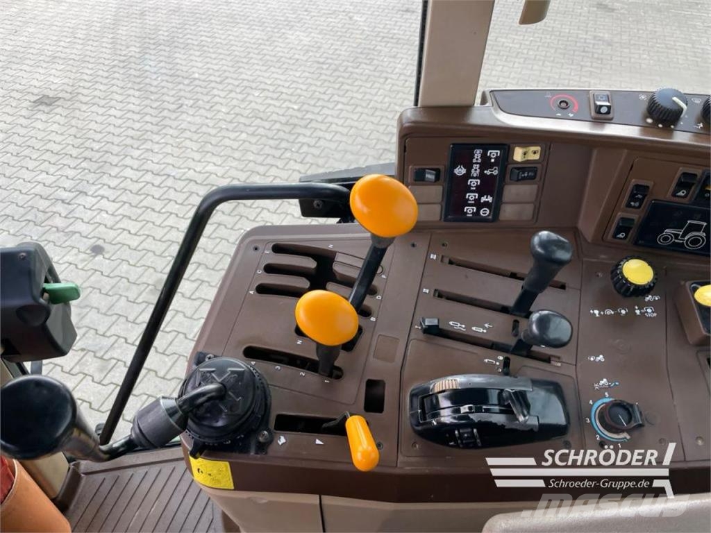 John Deere 6910 PREMIUM Traktorji