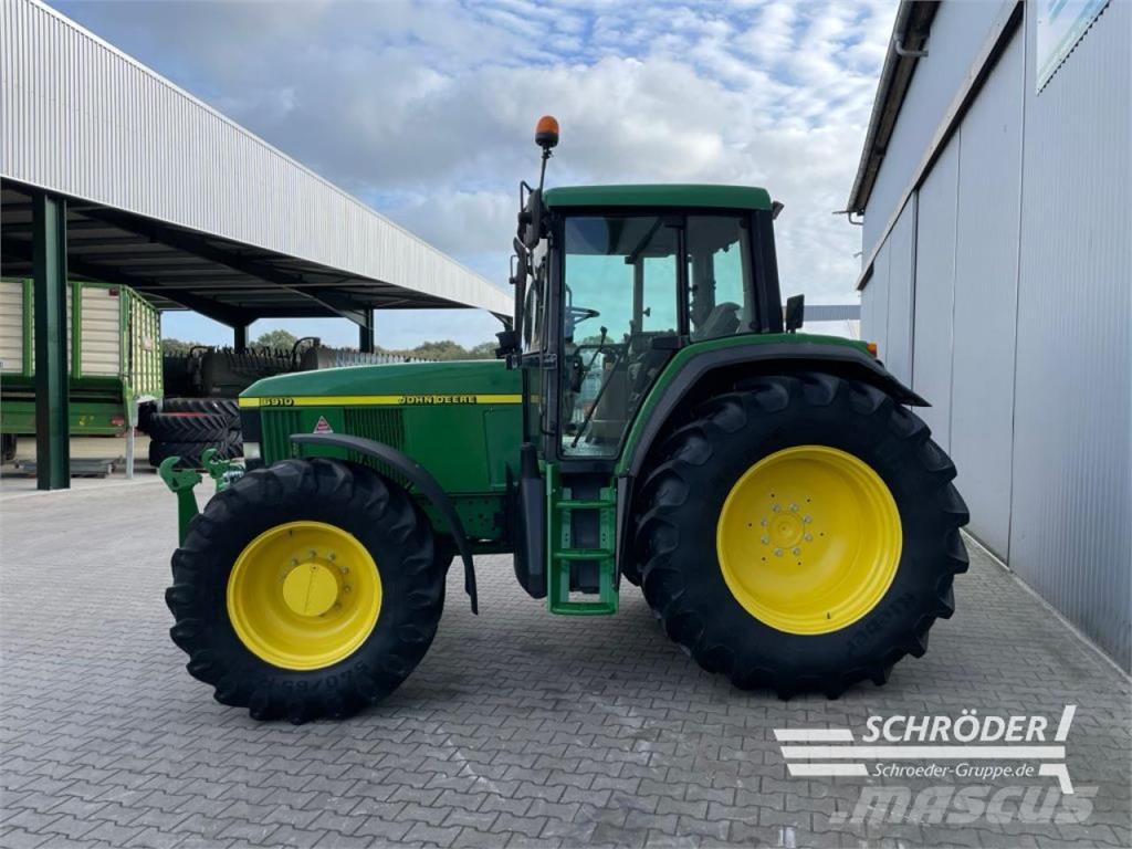 John Deere 6910 PREMIUM Traktorji