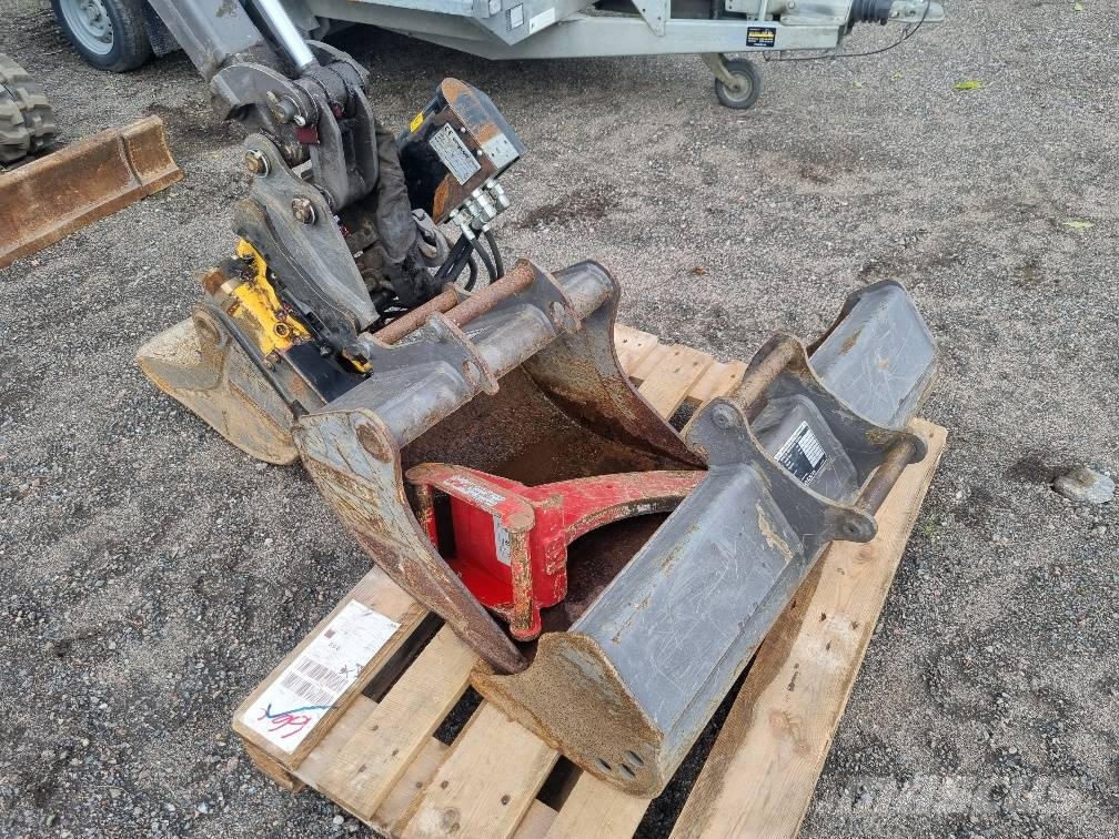 Volvo EC 18 D med släp Mini ekskavatori < 7 t