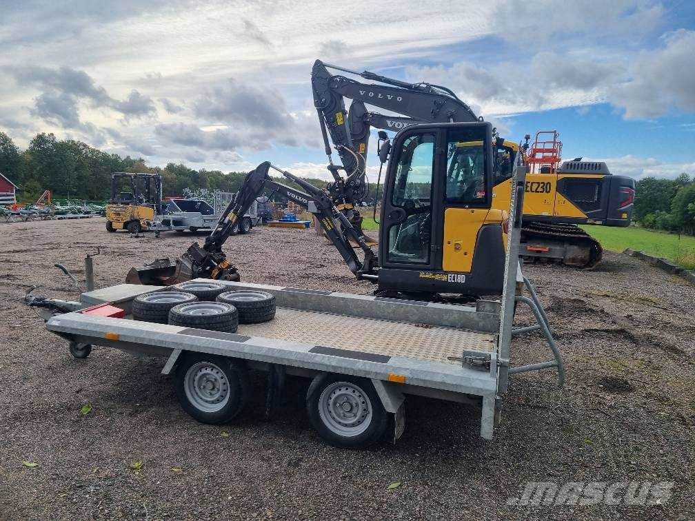Volvo EC 18 D med släp Mini ekskavatori < 7 t
