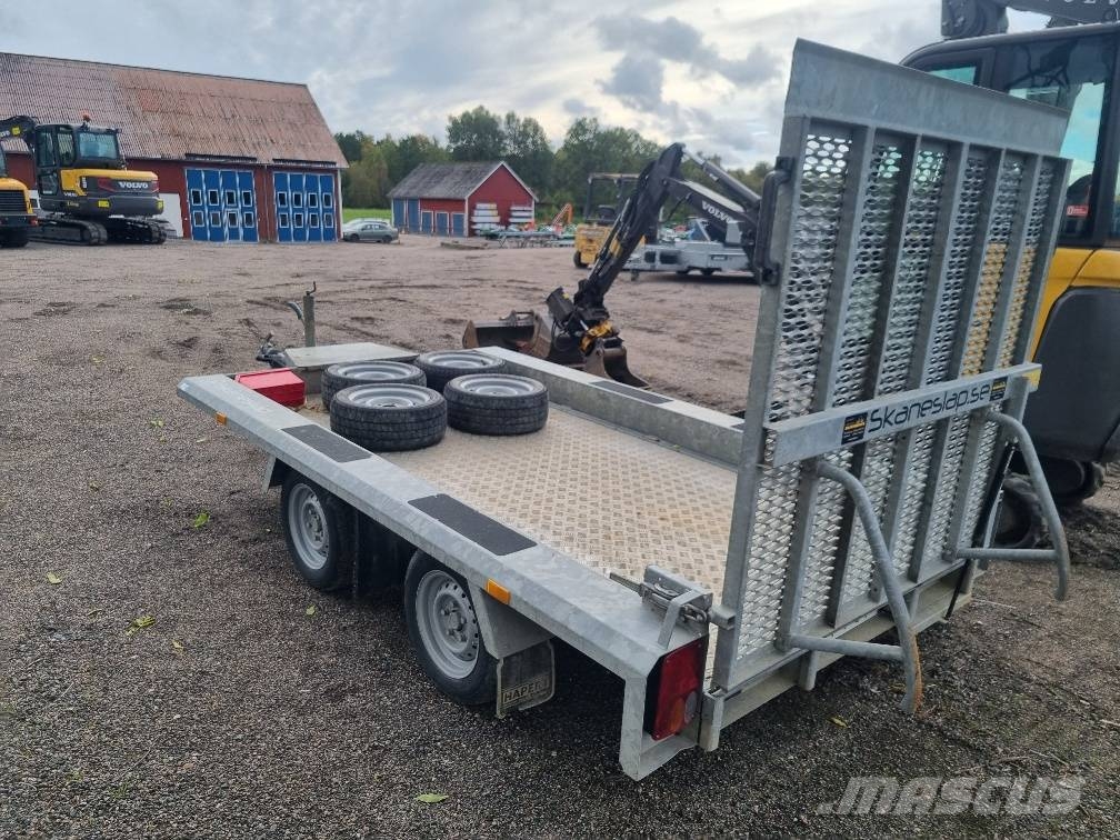 Volvo EC 18 D med släp Mini ekskavatori < 7 t
