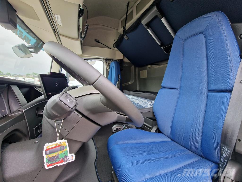 Volvo FH 13.500 Aero Globetrotter XL 4x2 - New - Full sp 트랙터 유닛