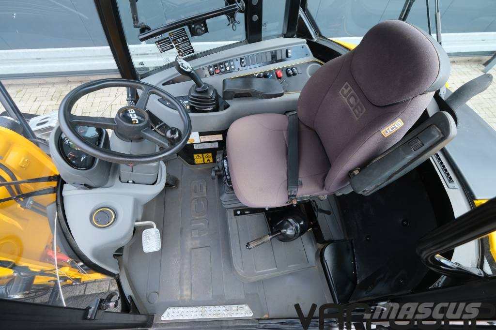 JCB 409 Iekrāvēji uz riteņiem