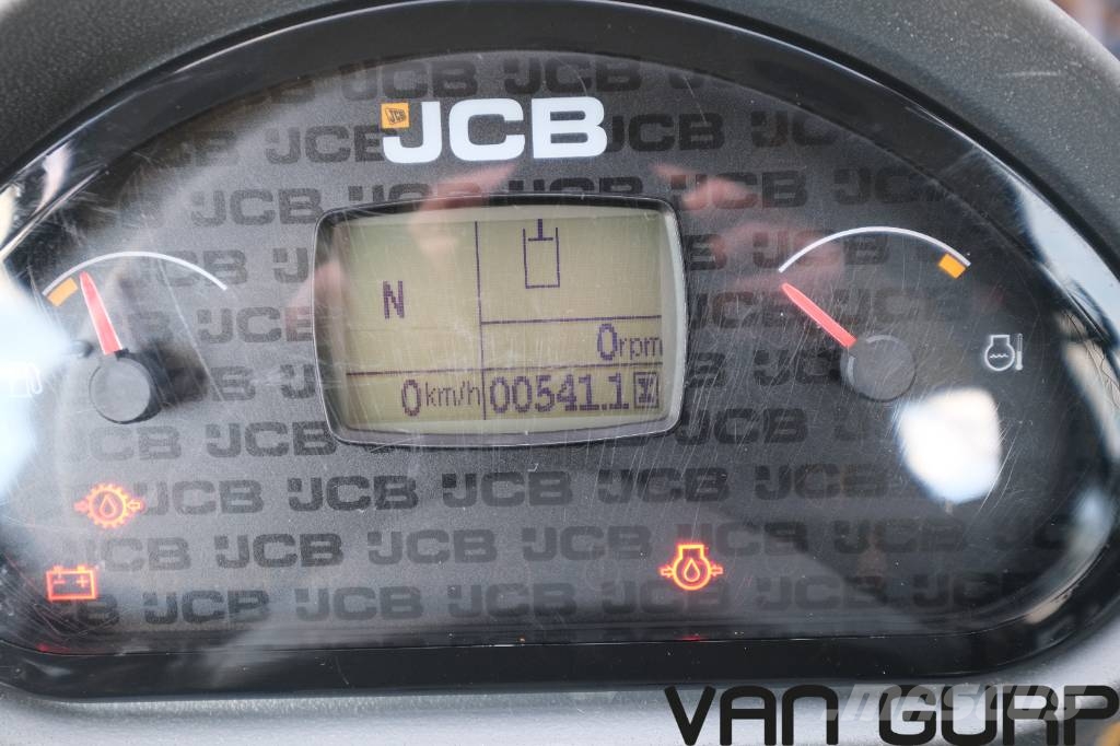 JCB 409 Iekrāvēji uz riteņiem
