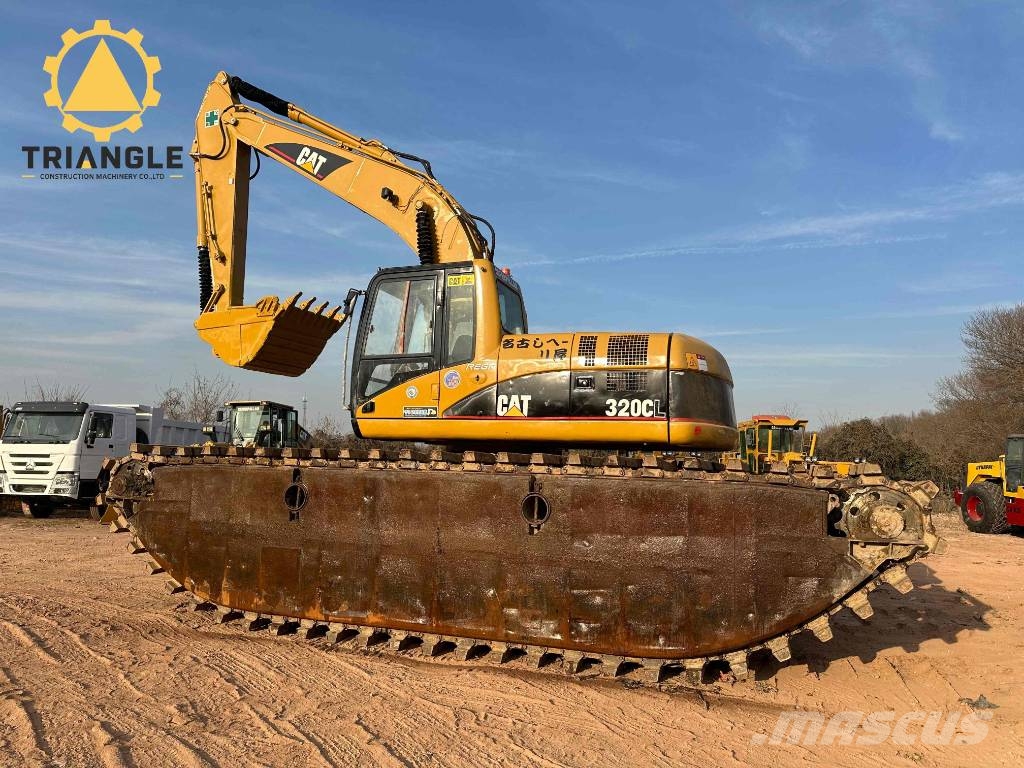 CAT 320 C Amfibijski bagri