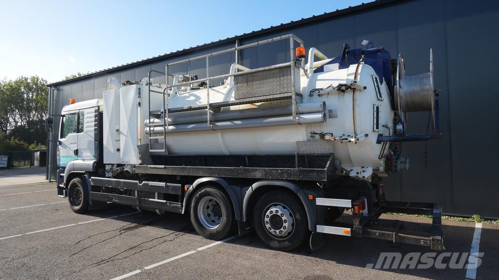 MAN TGA 26.310 6x2 suck and blow high pressure truck 1 Anders