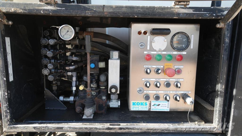 MAN TGA 26.310 6x2 suck and blow high pressure truck 1 Anders