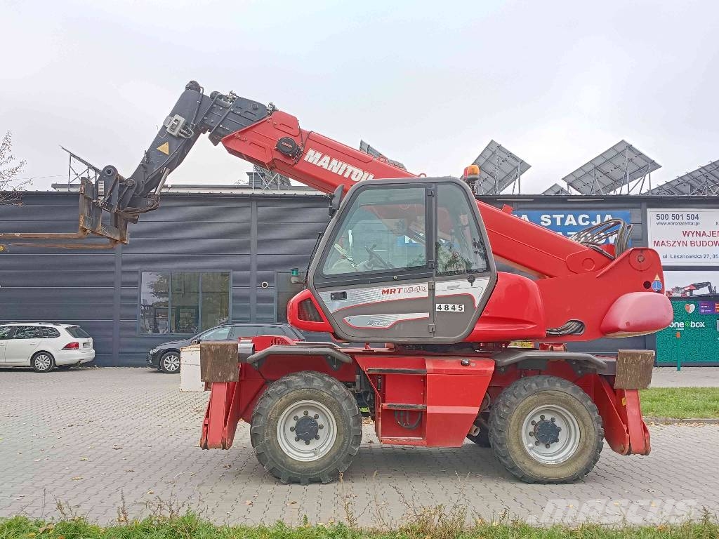 Manitou MRT 1840 Easy 伸縮臂操作車
