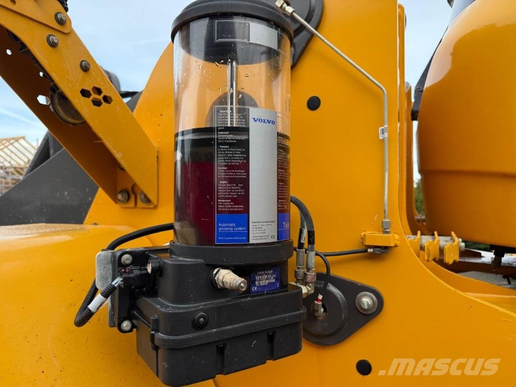 Volvo L 150 H AUTOLUBE CDC Gumikerekes homlokrakodók