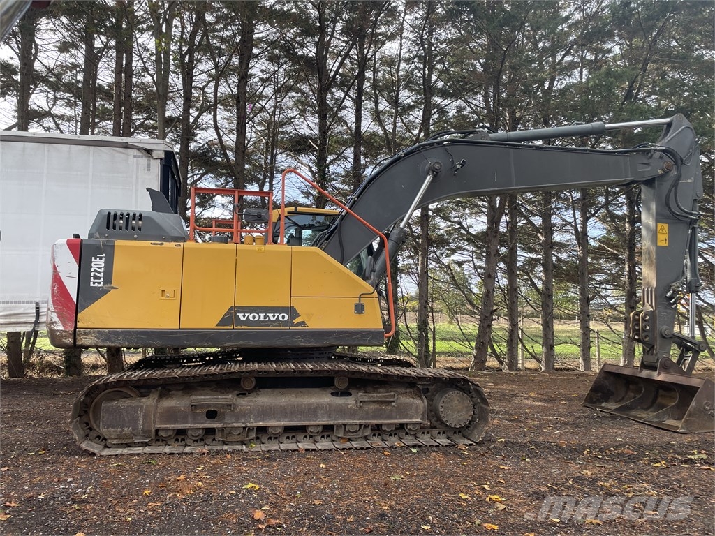 Volvo EC 220 E Excavadoras de cadenas