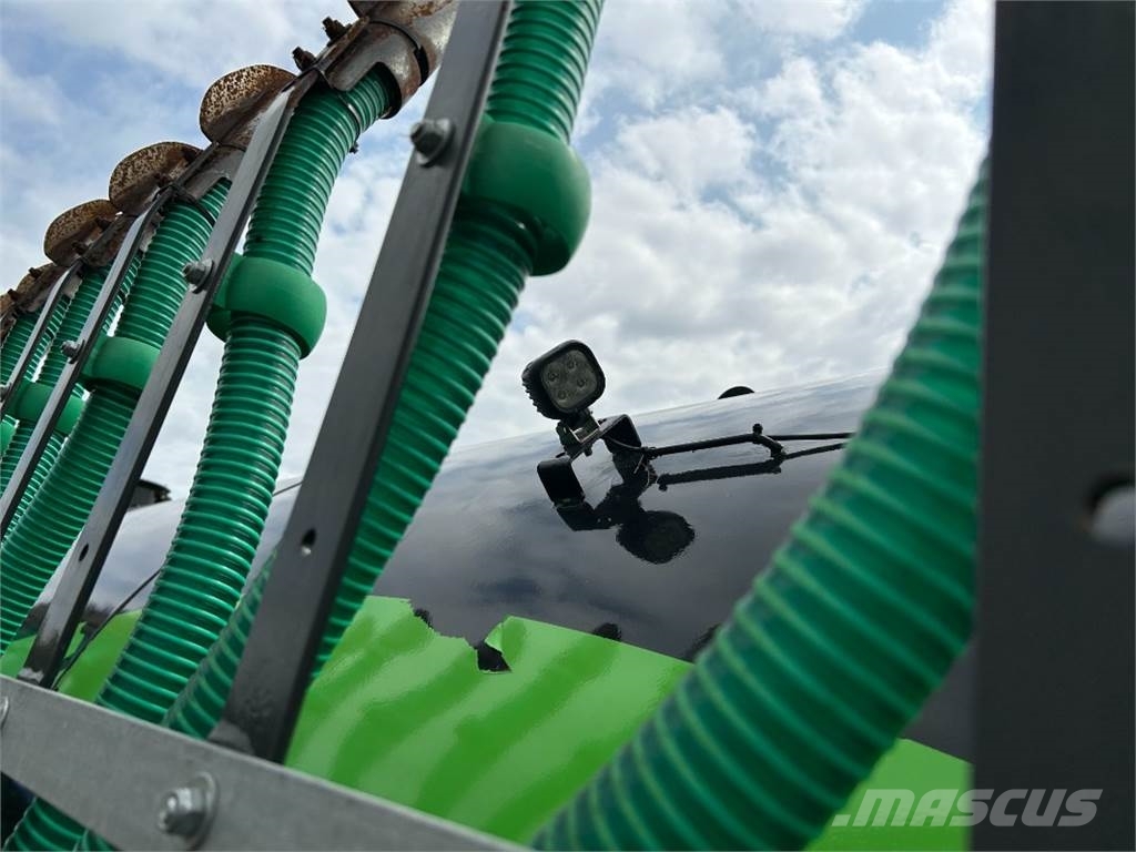 Fliegl VFW 18000 MAXX LINE PLUS Epandeur de fumier