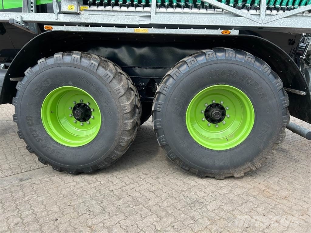 Fliegl VFW 18000 MAXX LINE PLUS Epandeur de fumier