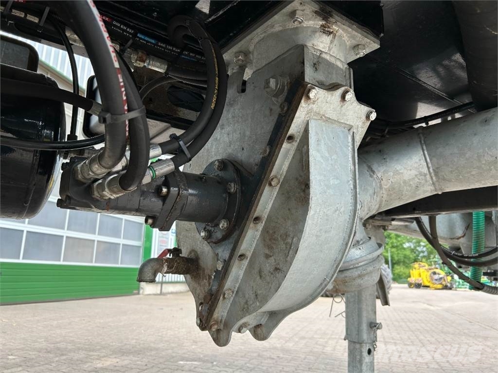 Fliegl VFW 18000 MAXX LINE PLUS Epandeur de fumier