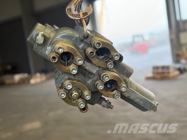 Liebherr R 944 C VALVE BLOCK ADDITIONAL EQUIPMENT Гідравліка