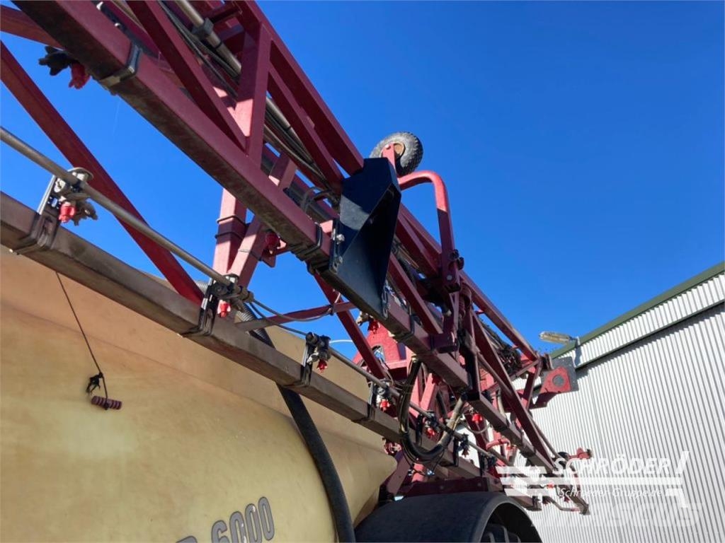Hardi NAVIGATOR 6000 | 27 METER Vlečne škropilnice