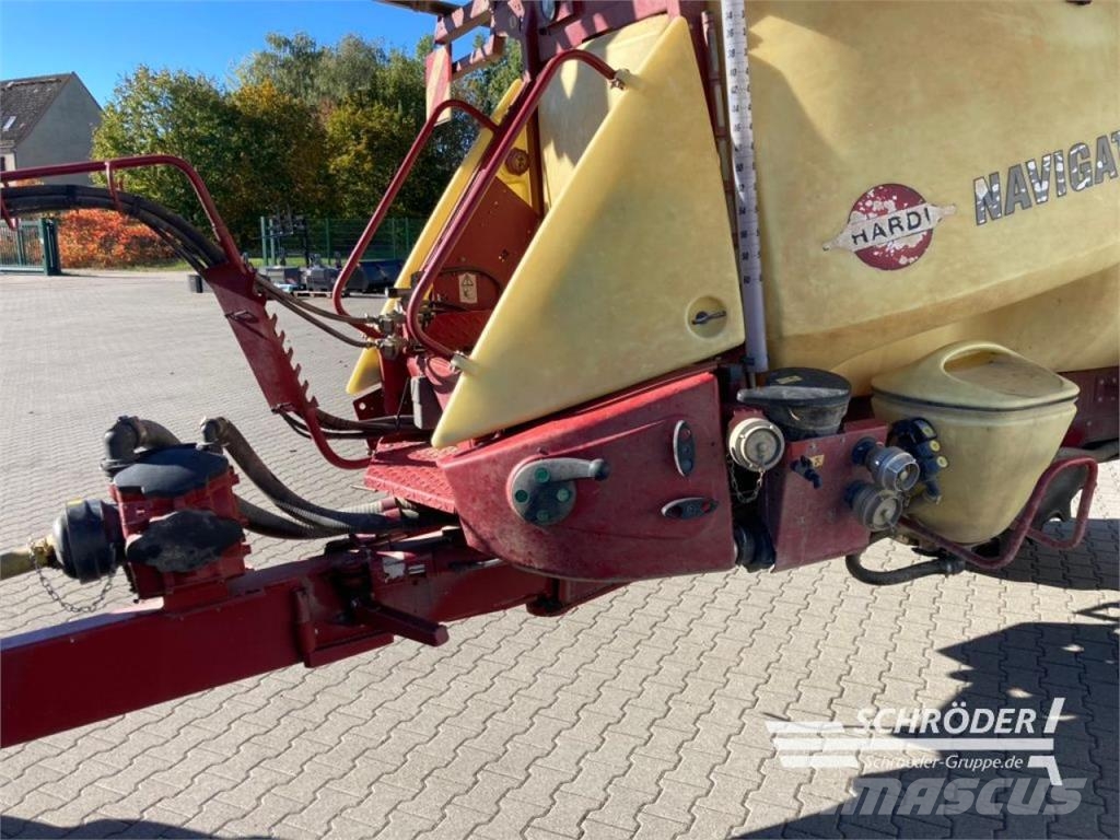 Hardi NAVIGATOR 6000 | 27 METER Vlečne škropilnice