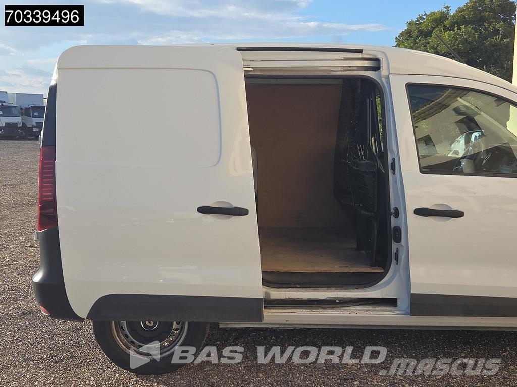 Renault Express 95pk ITV 08-2027 - L1H1 - Aire acondiciona شاحنة مقفلة