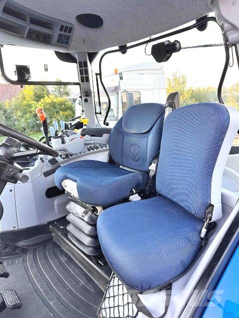 New Holland T 7.260 Tractors