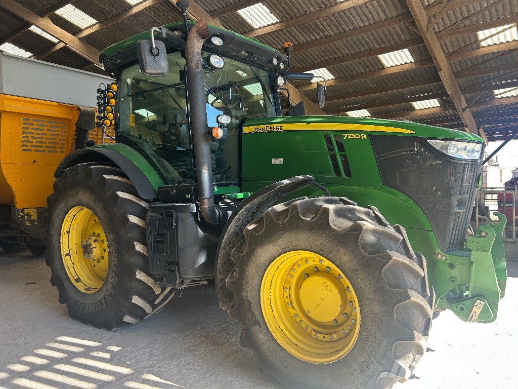 John Deere 7230 R Tractors