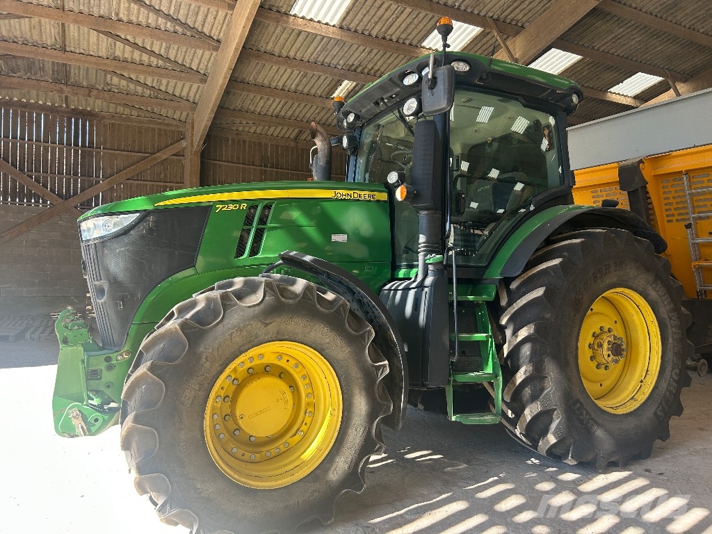 John Deere 7230 R Tractors