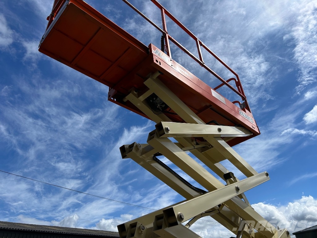JLG 2630 ES 剪叉式升降机