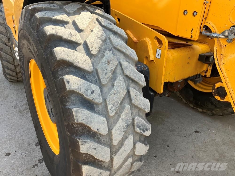 JCB 560-80 Telescopic handlers