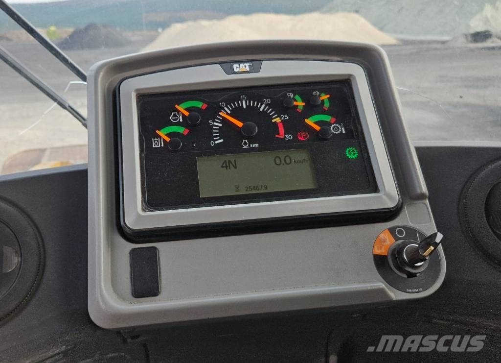 CAT 982 M Hjullastare