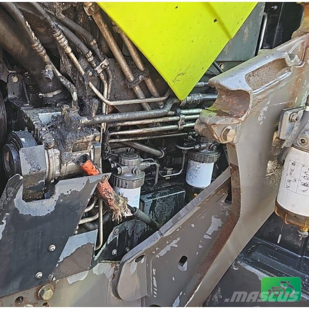 CLAAS Arion 420. Parts Tractors