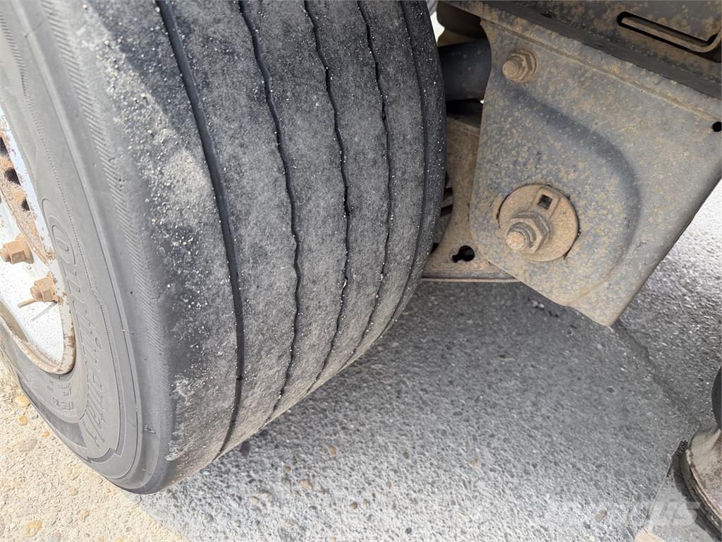 Kögel SNCO VIN 421 Kapelltrailer