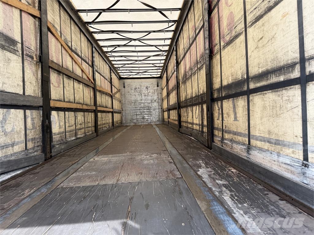 Kögel SNCO VIN 421 Kapelltrailer