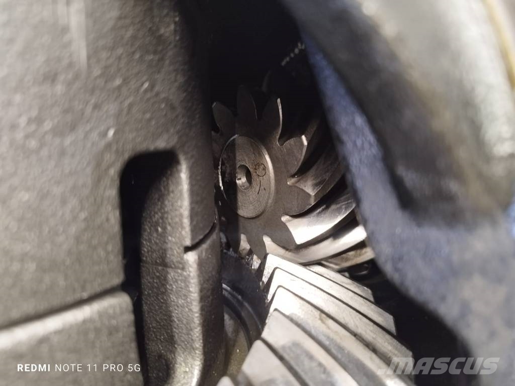  Differential 11X41 070CF167 Case MX 270 Magnum 轴